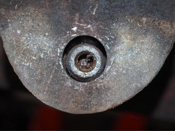 Steering - front-axle-pivot-pin